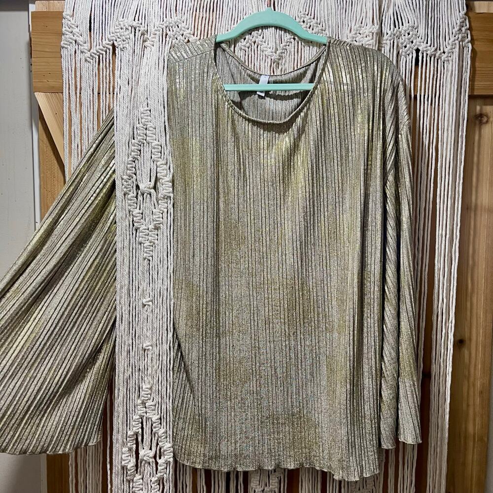 NWOT GLAM Gold Metallic Plisse Accordion Pleat Oversized Flare Retro Disco NYE